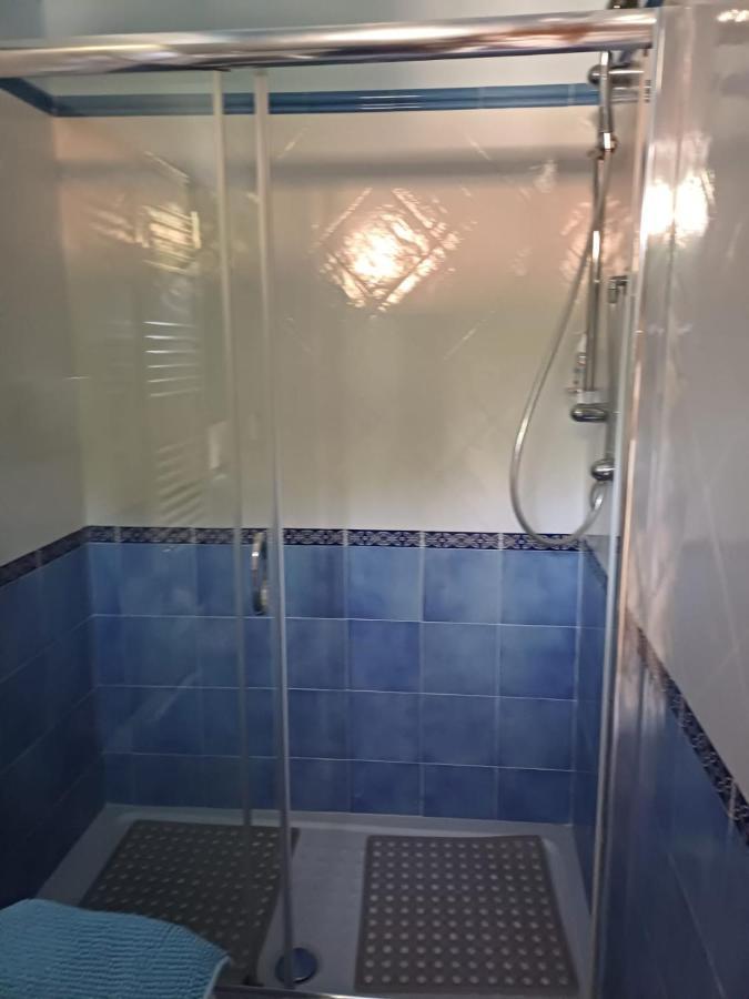 Core A Core Rooms Santo Stefano del Sole Экстерьер фото