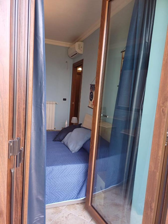 Core A Core Rooms Santo Stefano del Sole Экстерьер фото